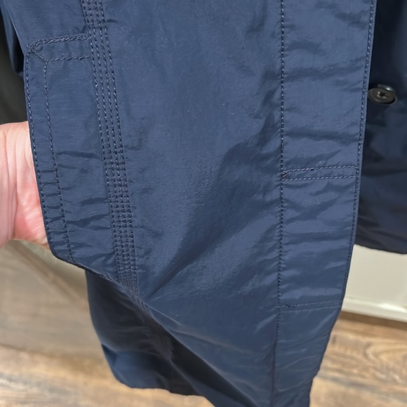 Eddie Bauer Trench coat - Picture 15 of 16